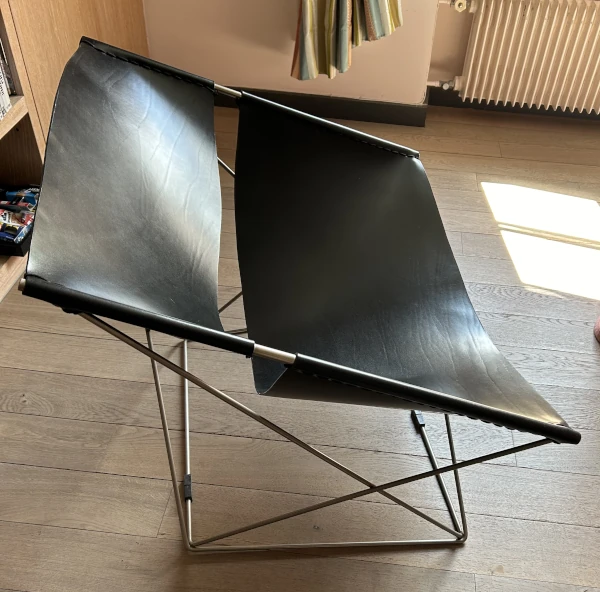 chaise en cuir